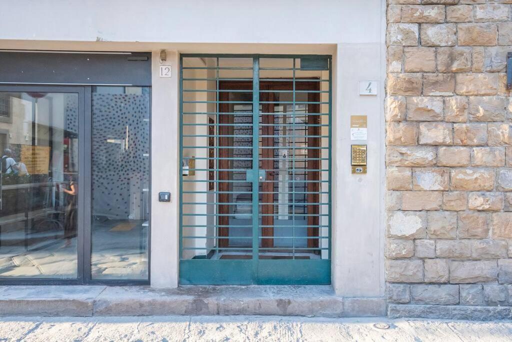 Ferienwohnung Ponte Vecchio'S Penthouse Florenz Exterior foto
