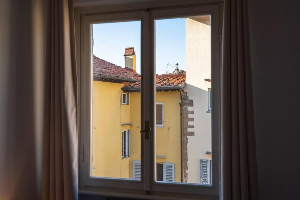 Ferienwohnung Ponte Vecchio'S Penthouse Florenz Exterior foto